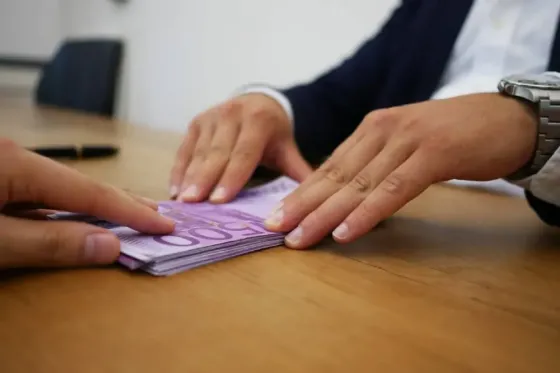 Каржылоо сунушу жана тез насыя Бишкек