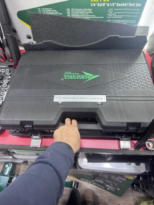 ????Аэрофорс 202 предмет с фонариком отличного качества Для сто Бишкек - изображение 2