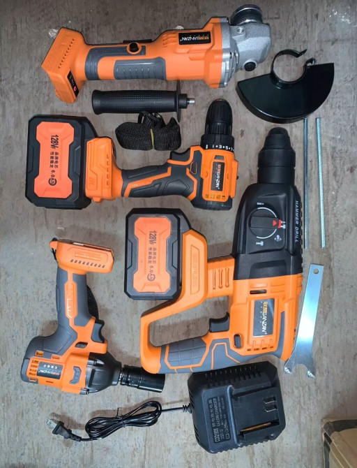 Набор 4в1 ????акция???? инструмент распродажи ✅✅✅✅ профессиональный набор Бишкек - изображение 1