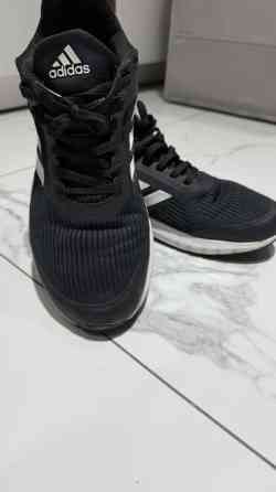 Мужские кроссовки, 43, Adidas, Б/у, цвет - Черный, Самовывоз, Платная доставка Бишкек