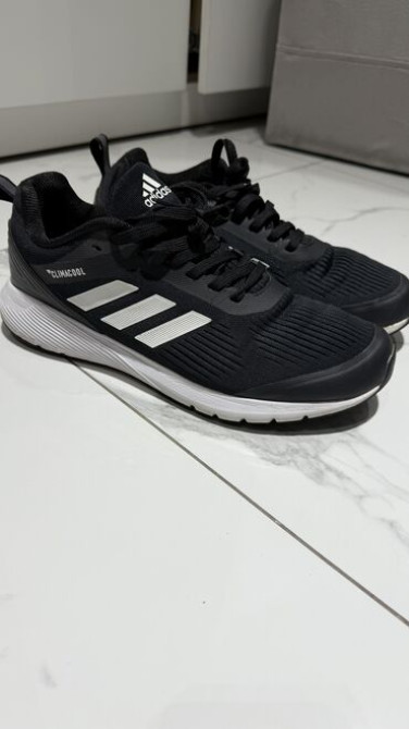 Мужские кроссовки, 43, Adidas, Б/у, цвет - Черный, Самовывоз, Платная доставка Бишкек - изображение 5