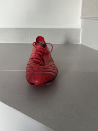 Мужские кроссовки, 43, Mizuno, Б/у, Самовывоз, Платная доставка Бишкек - сүрөт 2