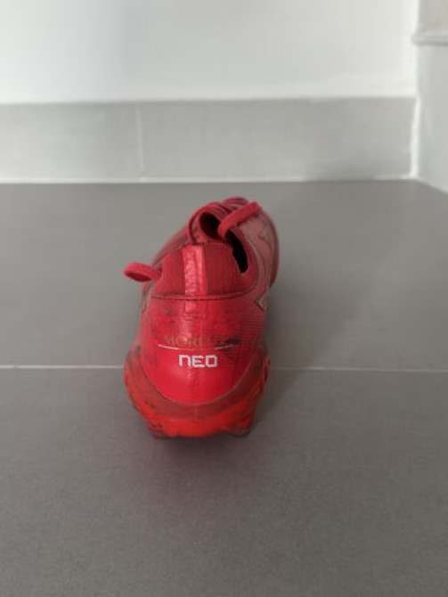 Мужские кроссовки, 43, Mizuno, Б/у, Самовывоз, Платная доставка Бишкек - изображение 1