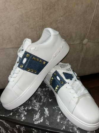 Продаю обувь Valentino УНИ - абсолютно новая, ни разу не носила Бишкек - сүрөт 1