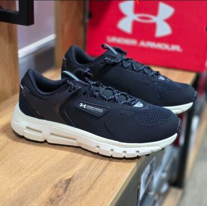 Мужские кроссовки, 40, Under Armour, Новый, цвет - Черный, Самовывоз, Платная доставка Бишкек - изображение 1