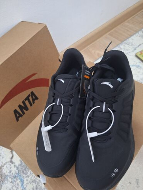 Мужские кроссовки, 43, Anta, Новый, цвет - Черный, Самовывоз, Платная доставка Бишкек - сүрөт 2