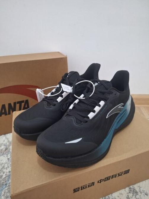 Мужские кроссовки, 43, Anta, Новый, цвет - Черный, Самовывоз, Платная доставка Бишкек - сүрөт 1
