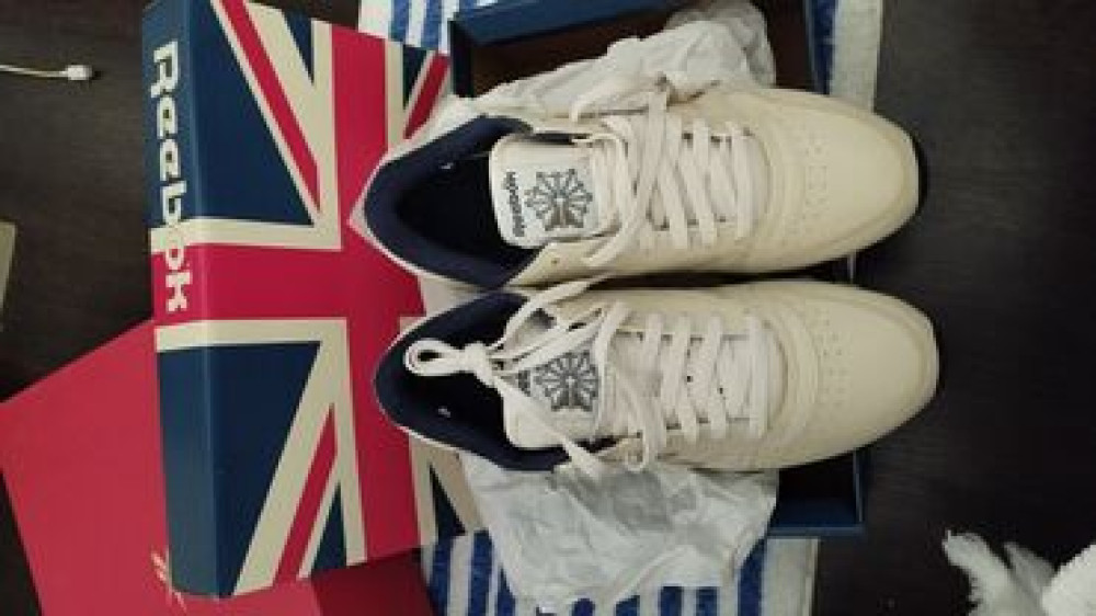 Мужские ботинки, 43, Reebok, Новый, цвет - Бежевый, Самовывоз, Платная доставка Бишкек - сүрөт 1