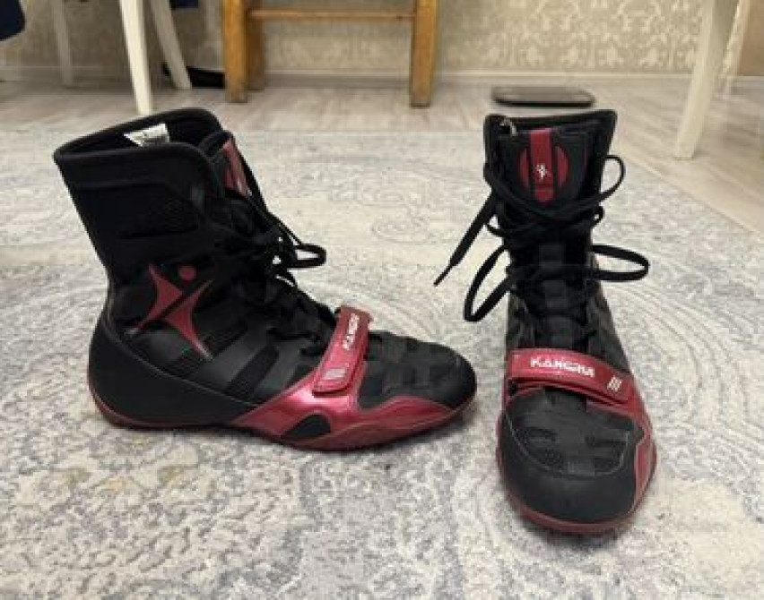 Продаю боксерки Kangrui 43 размер Носил месяц, состояние отличное Бишкек - сүрөт 1