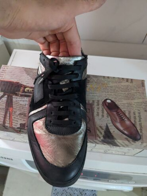 Оригинал состояние хорошее. Кожа Бишкек - сүрөт 1