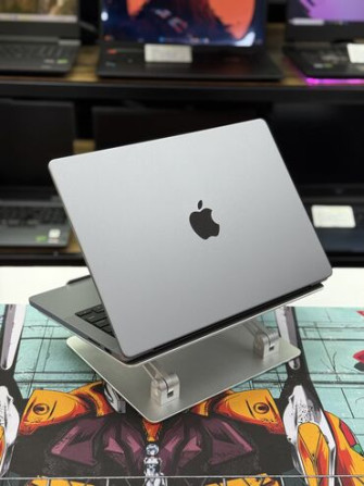 Ноутбук, Apple, 8 ГБ ОЗУ, Apple M3, 14 ", Для работы, учебы, память SSD Бишкек - сүрөт 5