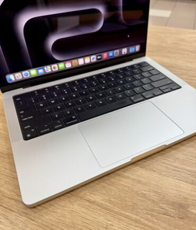 Ноутбук, Apple, 20 ГБ ОЗУ, Apple M3 Pro, 14 ", Б/у, Для несложных задач, память SSD Бишкек - сүрөт 2