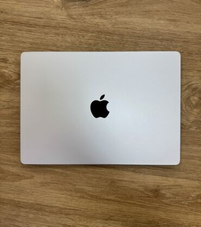 Ноутбук, Apple, 20 ГБ ОЗУ, Apple M3 Pro, 14 ", Б/у, Для несложных задач, память SSD Бишкек - сүрөт 4