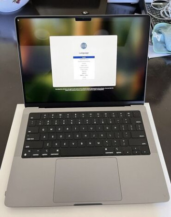 Ноутбук, Apple, 16 ГБ ОЗУ, Apple M2 Pro, 14 ", Для работы, учебы, память SSD Бишкек - сүрөт 1