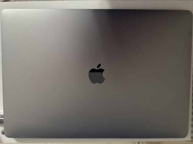 Ноутбук, Apple, 16 ГБ ОЗУ, Apple M1, 16 ", Б/у, память SSD Бишкек - сүрөт 1