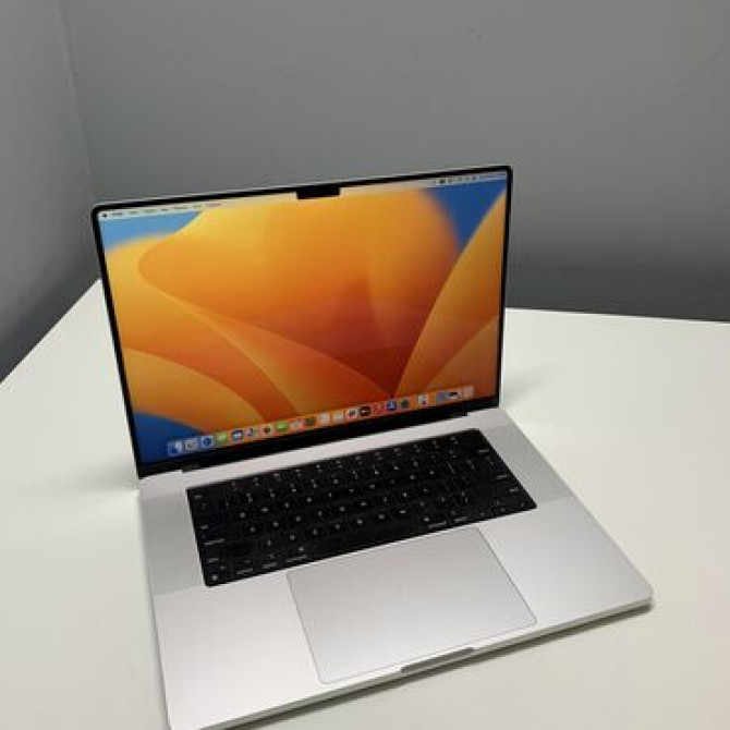 Ноутбук, Apple, 16 ГБ ОЗУ, Apple M1 Pro, 16 ", Б/у, память NVMe SSD Бишкек - изображение 1