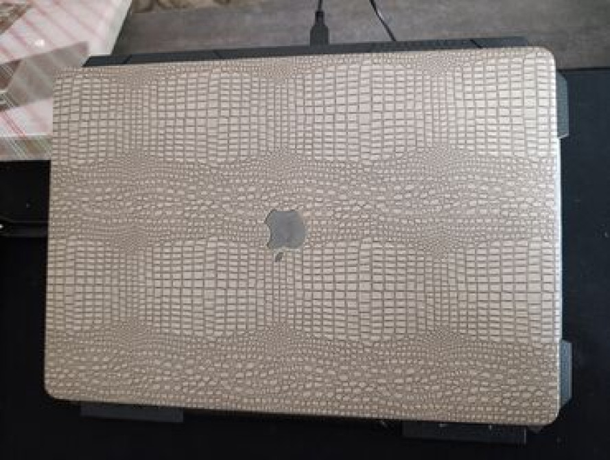 Ноутбук, Apple, 32 ГБ ОЗУ, Intel Core i7, 16 ", Б/у, Для несложных задач, память SSD Бишкек - изображение 2