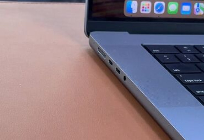 Ноутбук, Apple, 16 ГБ ОЗУ, Apple M1 Pro, 16 ", Б/у, Для работы, учебы, память SSD Бишкек - сүрөт 7