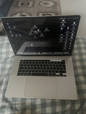 Ноутбук, Apple, 32 ГБ ОЗУ, Intel Core i9, 16 ", Б/у, Для несложных задач, память SSD Бишкек - сүрөт 1