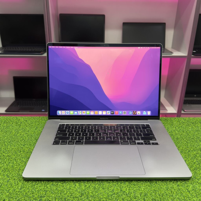 Ноутбук, Apple, 16 ГБ ОЗУ, Intel Core i7, 16 ", Б/у, Игровой, память SSD Бишкек - сүрөт 1