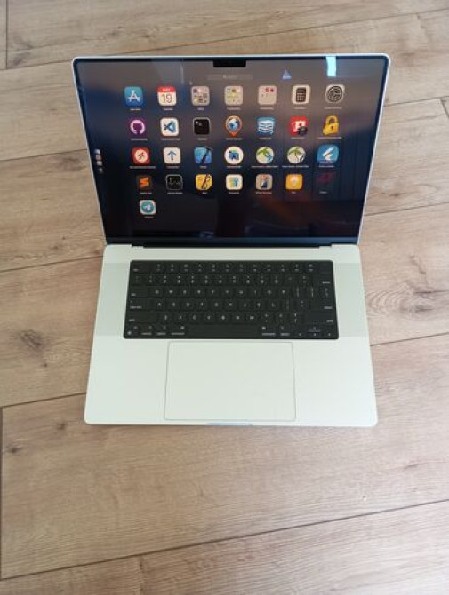 Ноутбук, Apple, 16 ГБ ОЗУ, Apple M1 Pro, 16 ", Б/у, Для работы, учебы, память SSD Бишкек - изображение 2