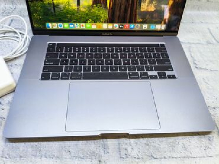 Ноутбук, Apple, 16 ГБ ОЗУ, Intel Core i7, 16 ", Для работы, учебы, память eMMC Кара-Балта - изображение 2