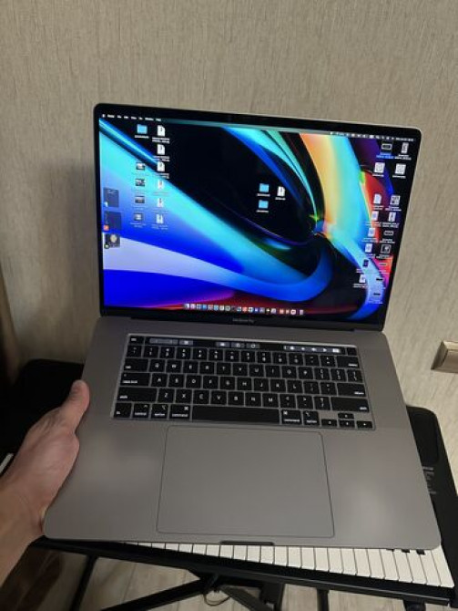 Ноутбук, Apple, 32 ГБ ОЗУ, Intel Core i9, 16 ", Б/у, Для работы, учебы, память SSD Бишкек - изображение 1