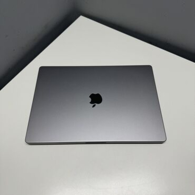 Ноутбук, Apple, 16 ГБ ОЗУ, Apple M1 Pro, 16 ", Б/у, Для работы, учебы, память SSD Бишкек - сүрөт 4