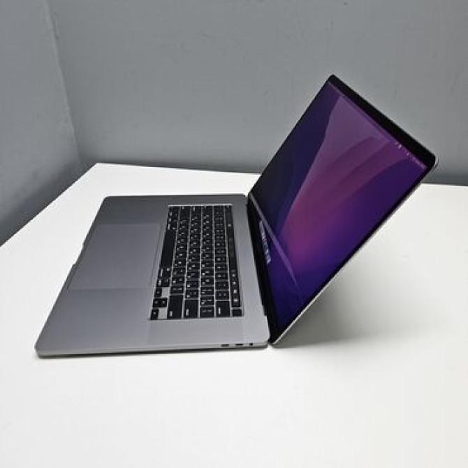 Ноутбук, Apple, 16 ГБ ОЗУ, Intel Core i9, 16 ", Б/у, Для работы, учебы, память NVMe SSD Бишкек - сүрөт 2
