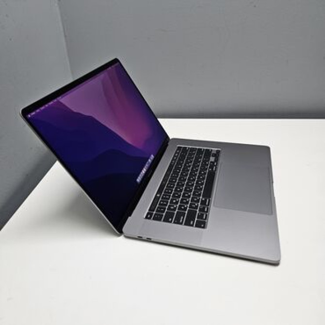 Ноутбук, Apple, 16 ГБ ОЗУ, Intel Core i9, 16 ", Б/у, Для работы, учебы, память NVMe SSD Бишкек - сүрөт 3