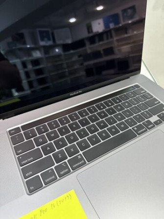 Ноутбук, Apple, 16 ГБ ОЗУ, Intel Core i7, 16 ", Б/у, Для работы, учебы, память SSD Бишкек - сүрөт 2