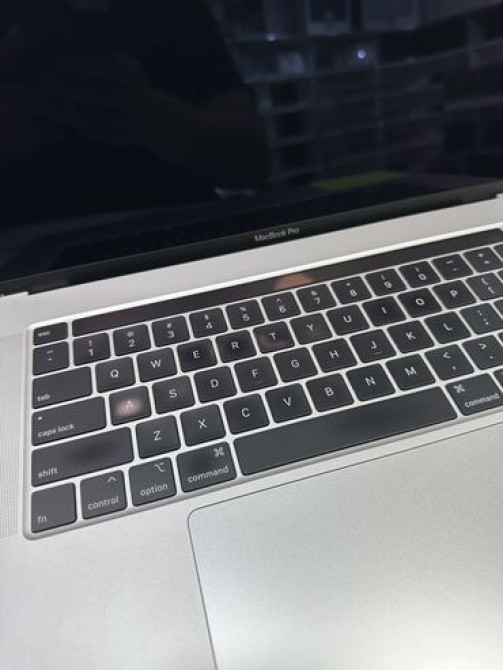 Ноутбук, Apple, 16 ГБ ОЗУ, Intel Core i7, 16 ", Б/у, Для работы, учебы, память SSD Bishkek - photo 2