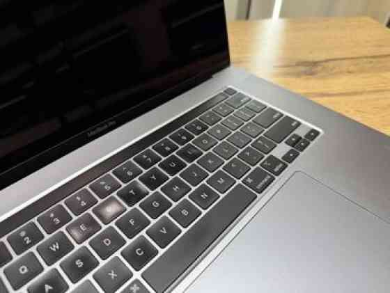 Ноутбук, Apple, 16 ГБ ОЗУ, Intel Core i9, 16 ", Б/у, Для работы, учебы, память NVMe SSD Бишкек