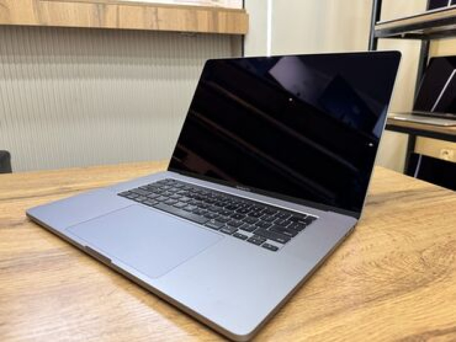 Ноутбук, Apple, 16 ГБ ОЗУ, Intel Core i9, 16 ", Б/у, Для работы, учебы, память NVMe SSD Бишкек - изображение 5