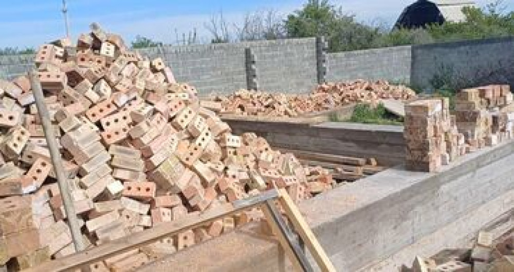 Пустотелый, дырчатый, Жженый кирпич, Полублок, 250×120×88 Бишкек - сүрөт 2