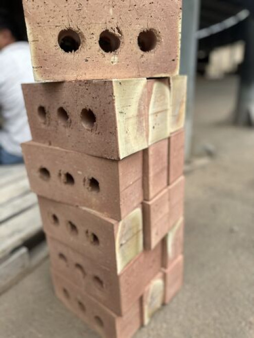 Пустотелый, дырчатый, Жженый кирпич, Полублок, 250×120×90 Бишкек - изображение 3