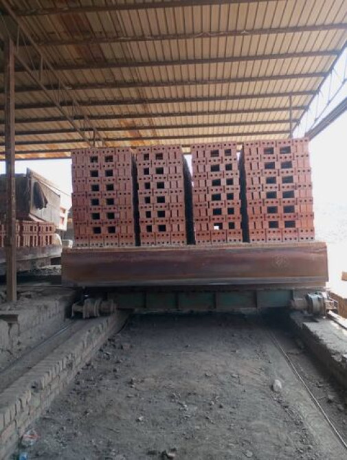 Пустотелый, дырчатый, Жженый кирпич, Полублок, 250×120×90 Бишкек - сүрөт 5