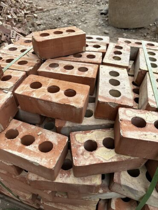 Кирпич в Бишкеке – это материал, который широко используется в Бишкек - сүрөт 3