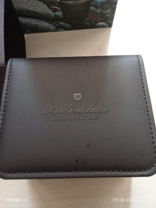 Продаю часы новые покупали за 16.000тыс продаём за 10.000тыс Бишкек - изображение 2