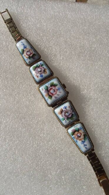 Продам новые часы.Позолоченные с Финифтью Бишкек - изображение 3