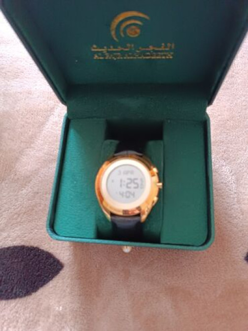 Часы наручные женские новые!!! Привезли с Медины оригинал ????%Показывает Бишкек - изображение 6
