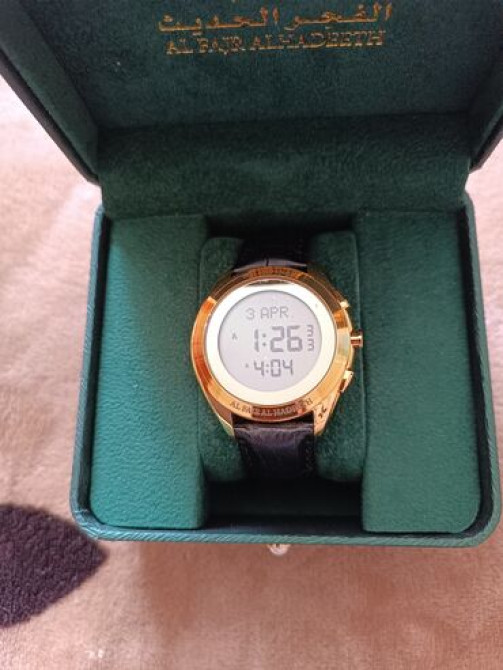 Часы наручные женские новые!!! Привезли с Медины оригинал ????%Показывает Бишкек - изображение 1
