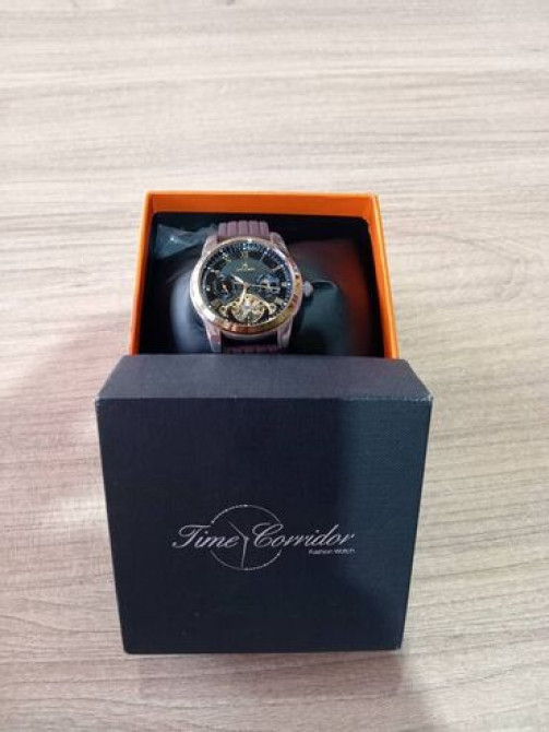 ✨ Элегантные часы Time Corridor ✨ Стиль и качество в каждом движении! Бишкек - изображение 1