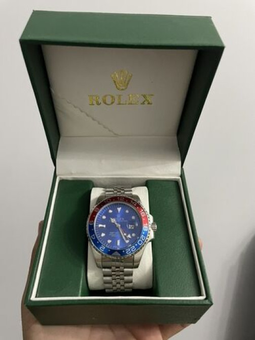 Элегантные наручные часы Rolex GMT-Master II с автоматическим Бишкек - изображение 1