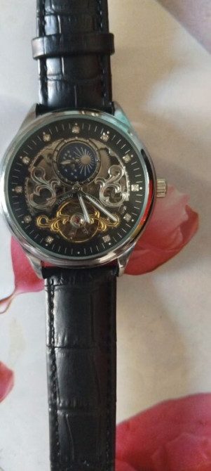 Продаётся механическийе чисы почти новые водонепроницаемый Бишкек - изображение 2