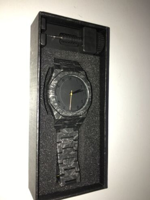 Стильные унисекс часы с уникальным текстурированным ремешком и Бишкек - изображение 2