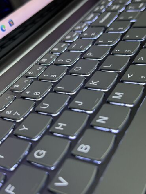 Ноутбук, LENOVO YOGA PRO 9, 32 ГБ ОЗУ, Intel Core i9, 16 ", Для работы, учебы, память NVMe SSD Бишкек - изображение 8