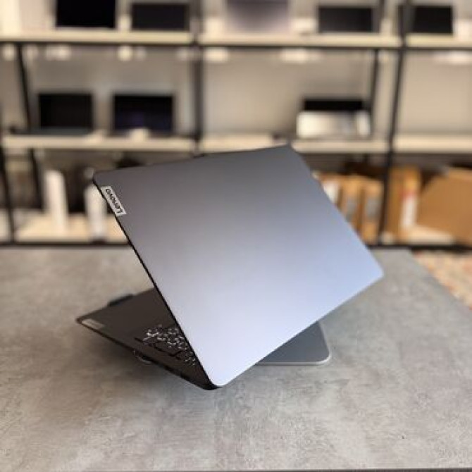 Ноутбук, Lenovo, 16 ГБ ОЗУ, AMD Ryzen 7, 16 ", Б/у, Для несложных задач, память NVMe SSD Бишкек - изображение 4