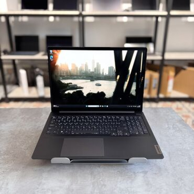 Ноутбук, Lenovo, 16 ГБ ОЗУ, AMD Ryzen 7, 16 ", Б/у, Для несложных задач, память NVMe SSD Бишкек - изображение 1