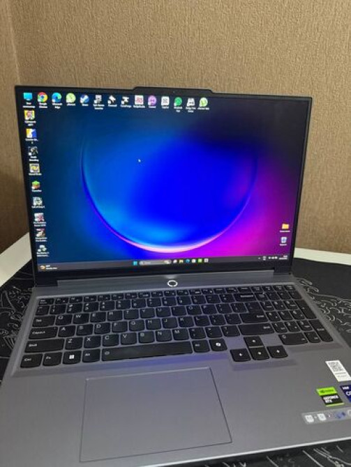 Ноутбук, Lenovo, Intel Core i9, 16 ", Б/у, Игровой, память SSD Бишкек - изображение 1